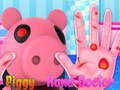 เกม Piggy Hand Doctor 